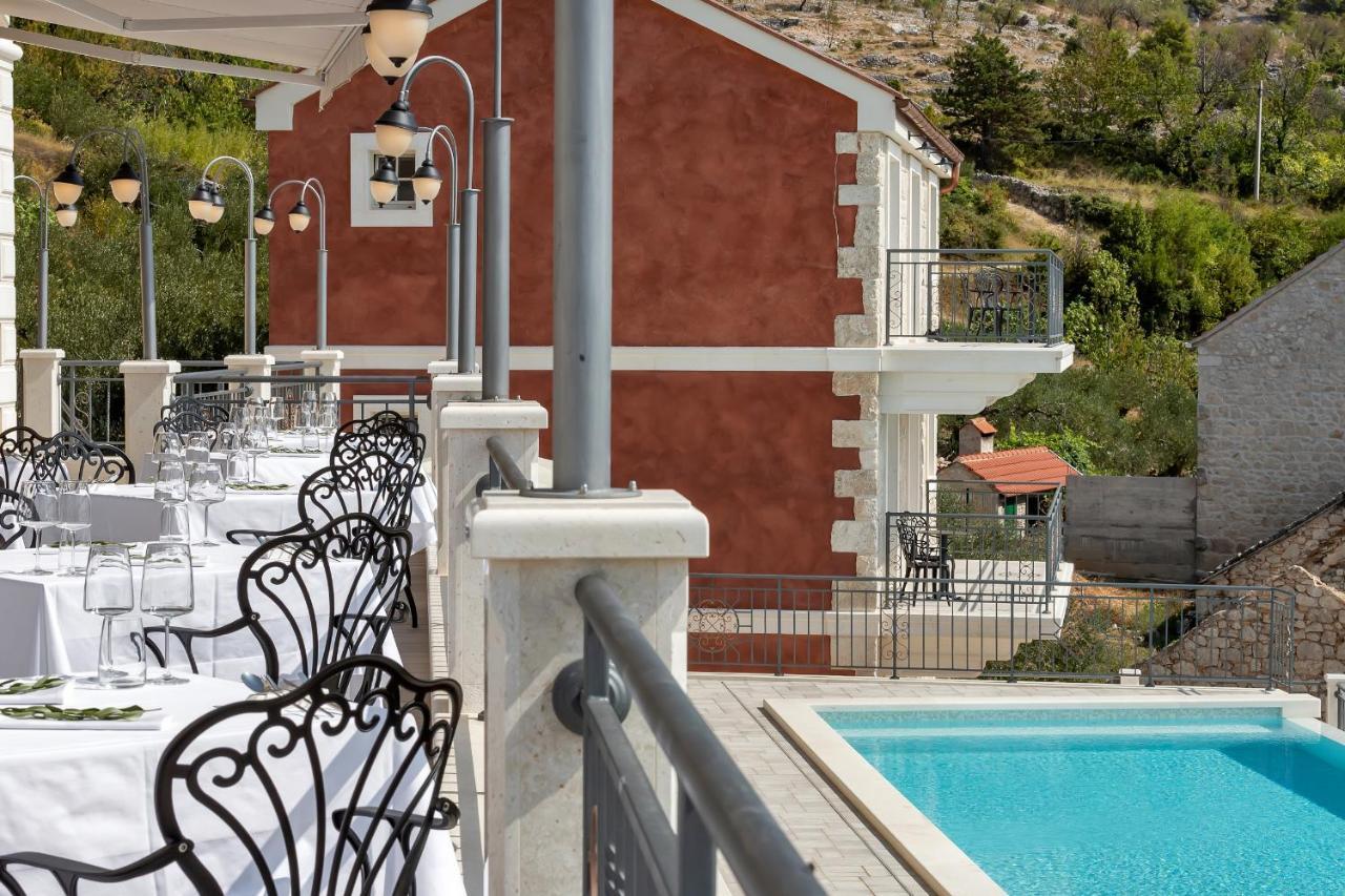 Heritage Hotel Liberan Podgora Exterior photo